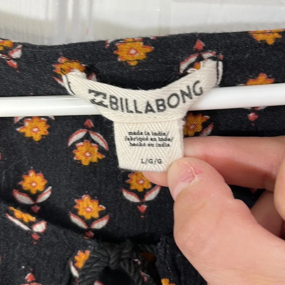 Billabong Ella Bella Peasant Silhouette Blouse
